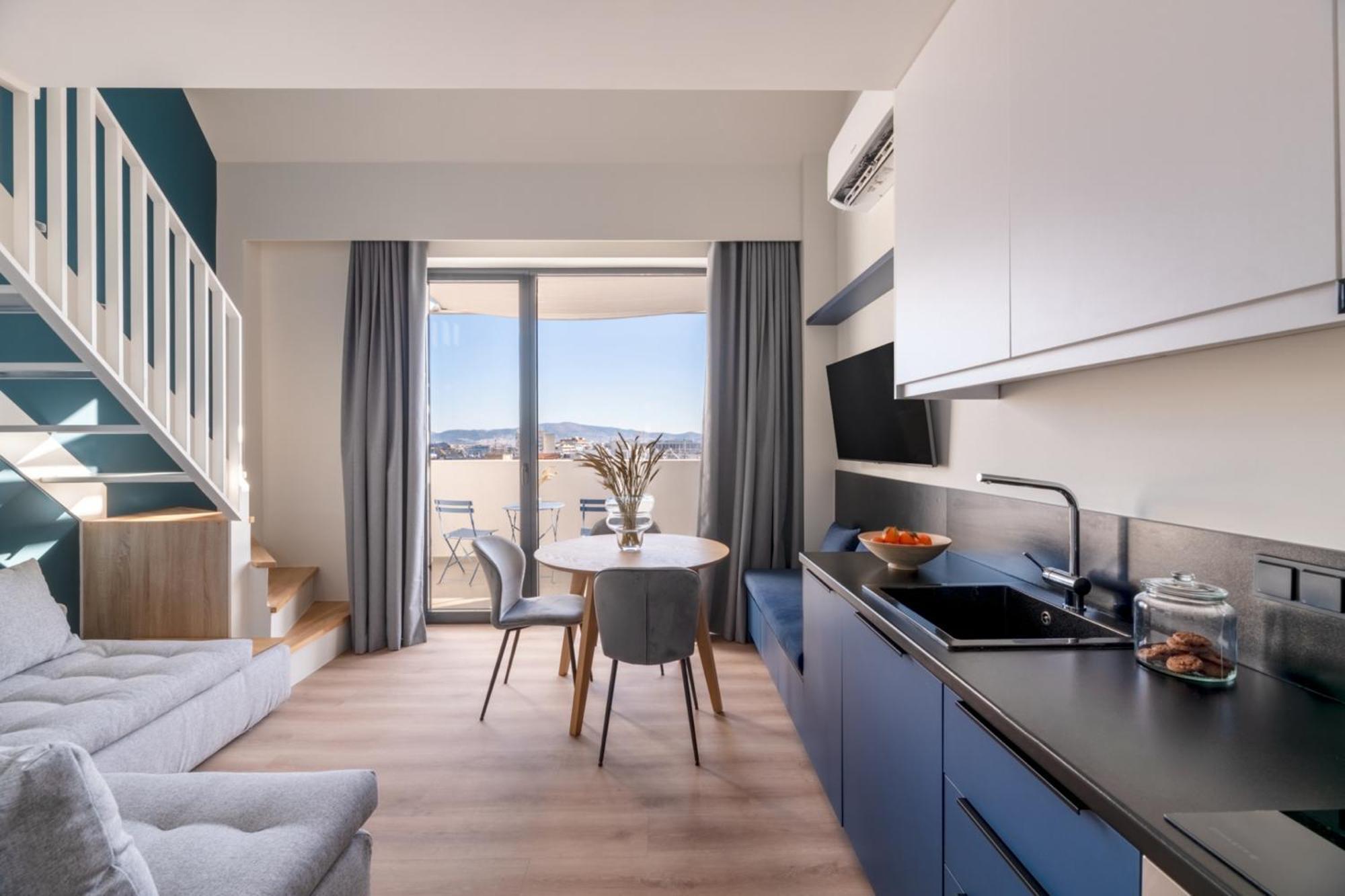 Exceptional Living Lofts By Upstreet Athen